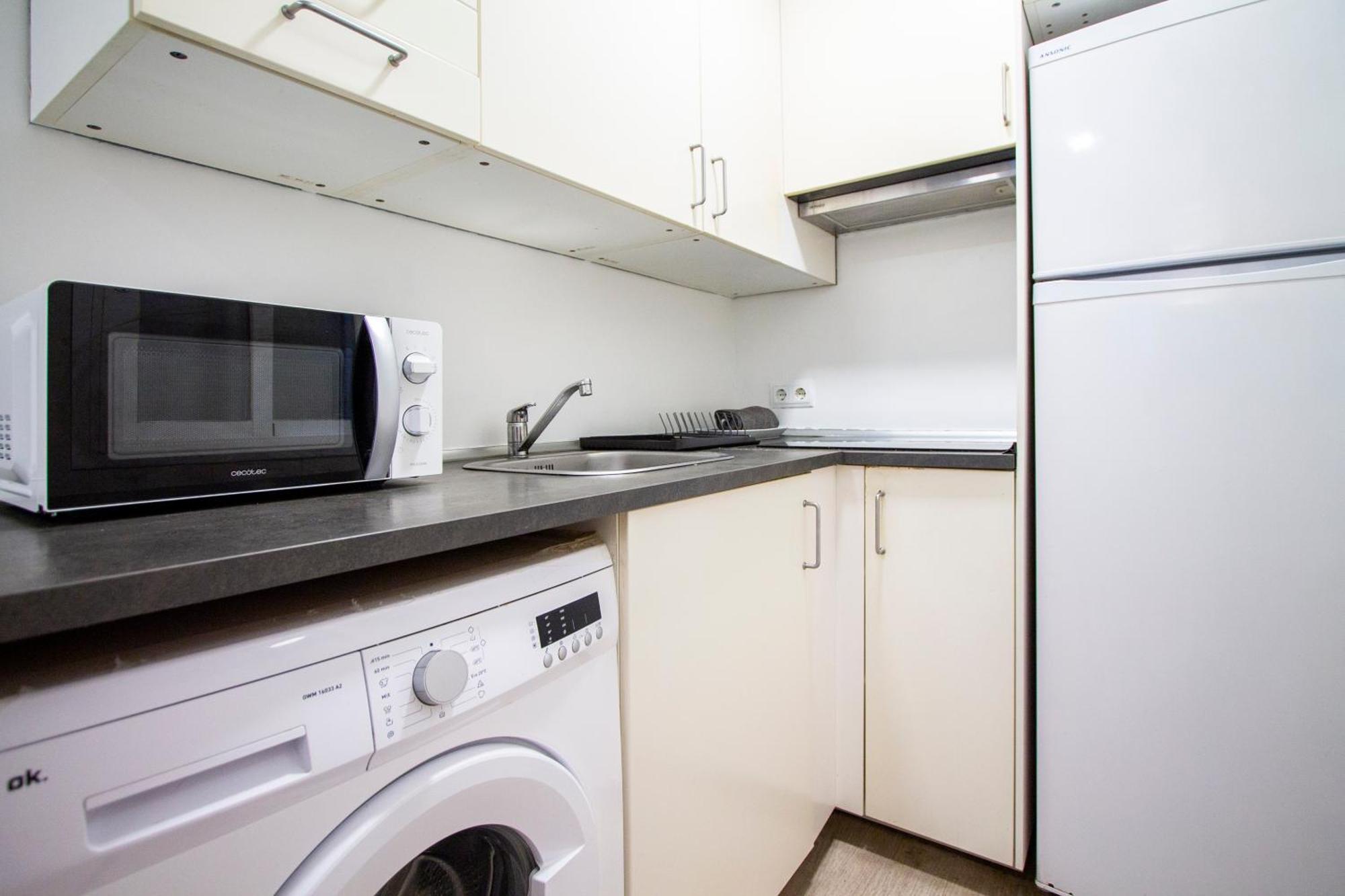 Apartamentos Tetuan Sandino Madrid Ngoại thất bức ảnh