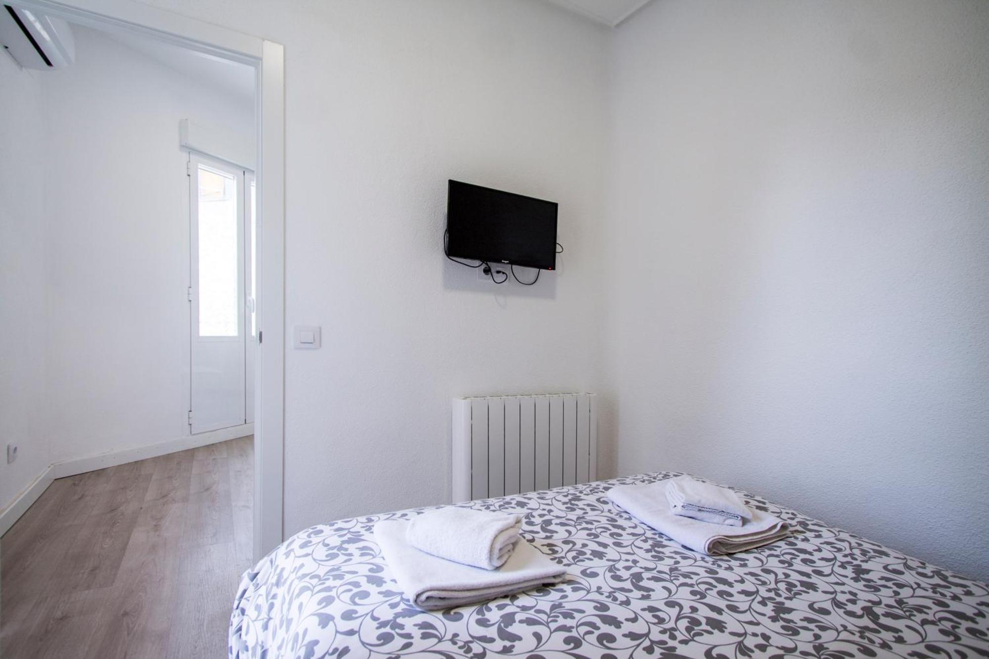 Apartamentos Tetuan Sandino Madrid Ngoại thất bức ảnh