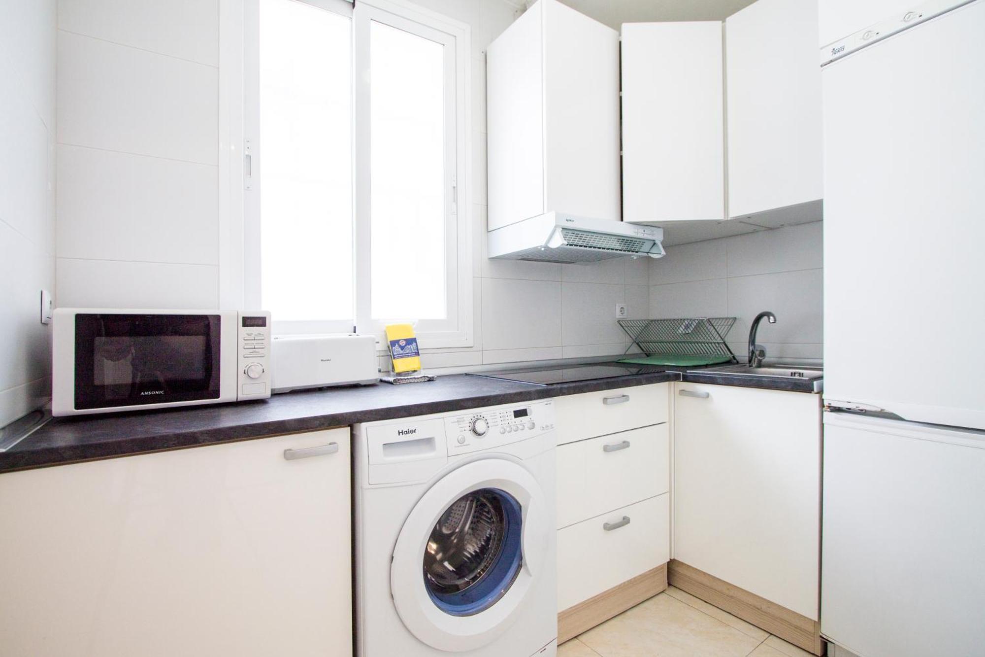 Apartamentos Tetuan Sandino Madrid Ngoại thất bức ảnh